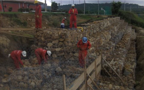 Muro en gaviones